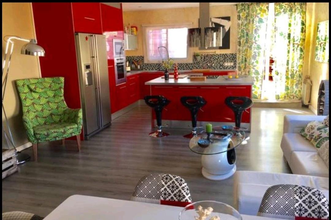 Habitacion A 15 Minutos De Barcelona บาดาโลนา ภายนอก รูปภาพ
