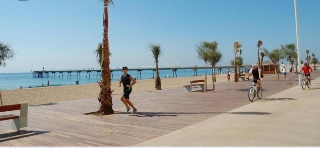 Habitacion A 15 Minutos De Barcelona บาดาโลนา ภายนอก รูปภาพ